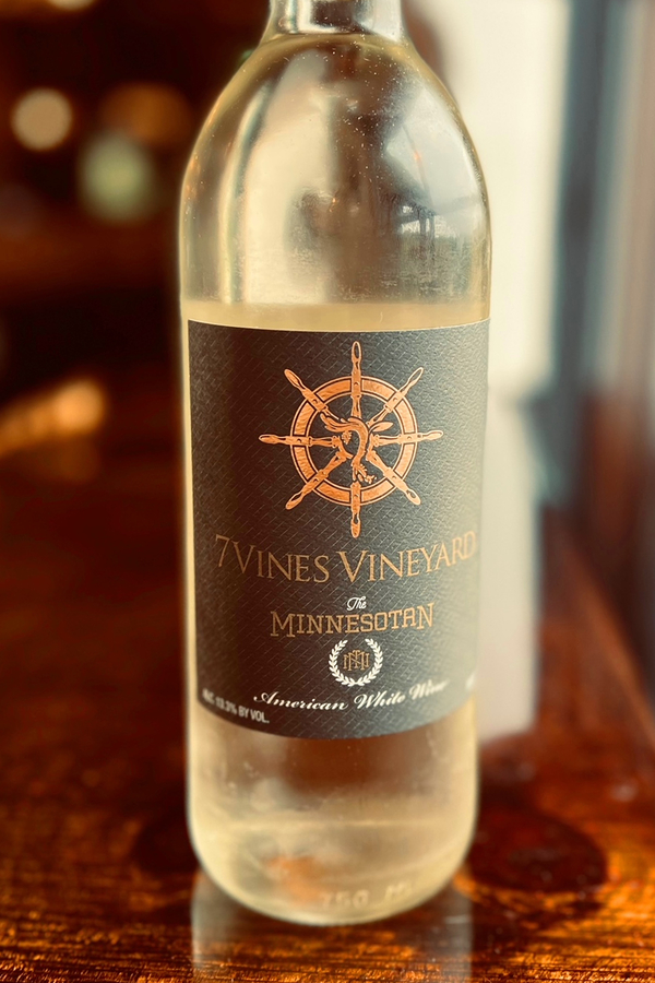 The Minnesotan White bottle shot